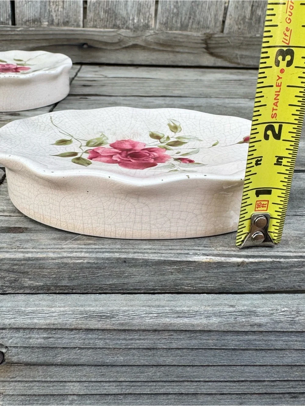 Vtg Mid-Century Pink Rose Ceramic Wall Mount Bathroom Soap Dishes - Set of 2
